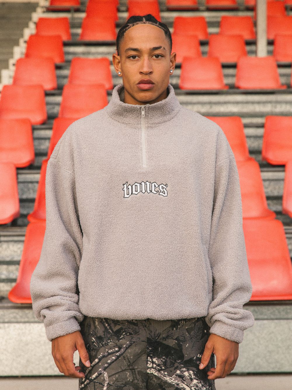 Webbed Collar Sherpa - Washed Grey