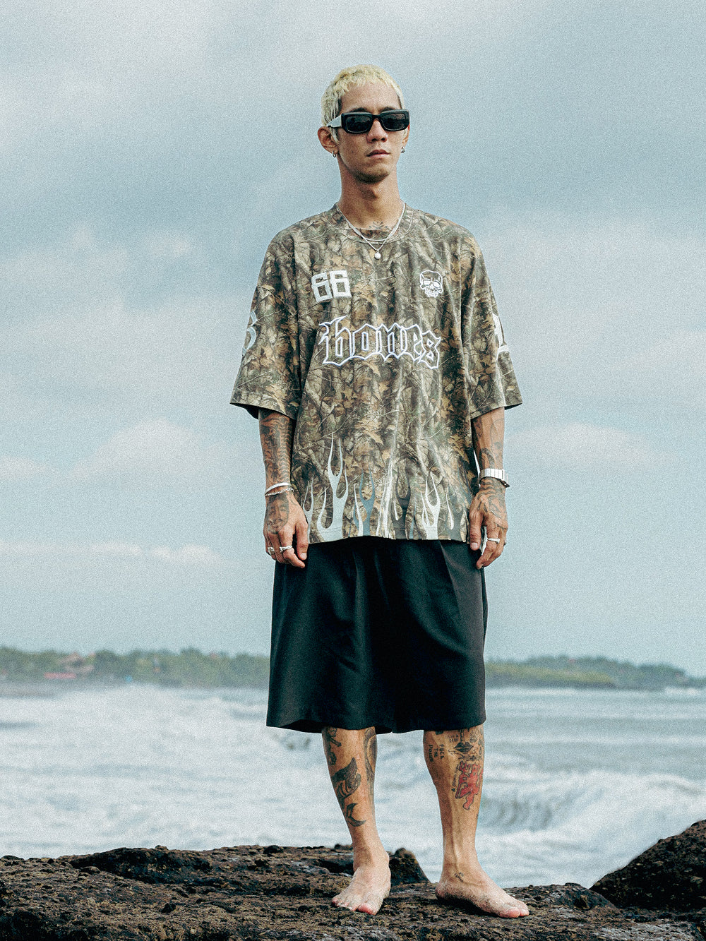 Crossbones Pleated Shorts - Black