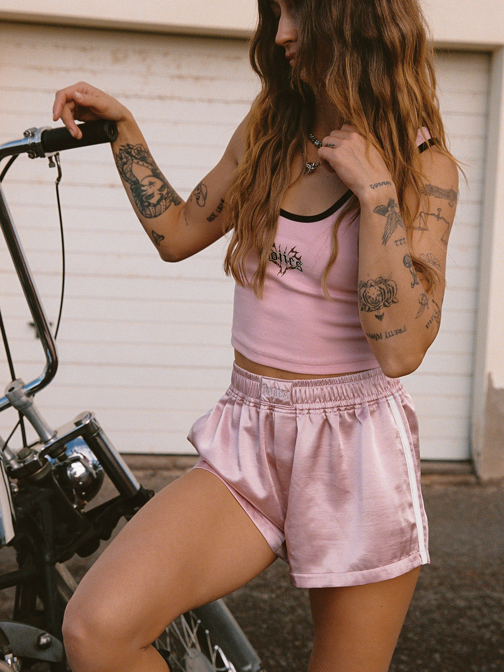 Double Crossed Silk Short - Pink